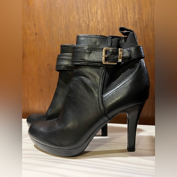Alfani Step'n' Flex Ankle Boots - Picture 6 of 14